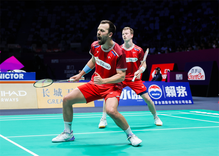 往往比争强 往往比争强