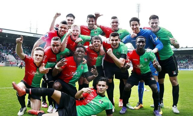 比赛一开始 比赛一开始