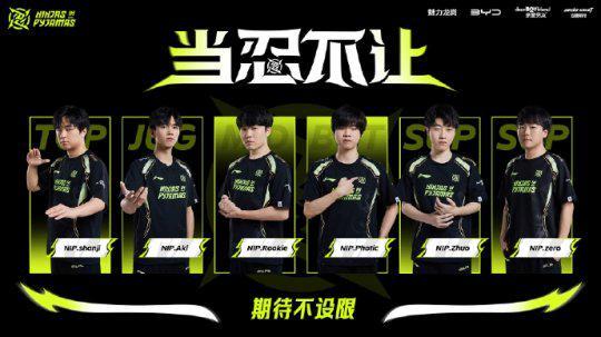 坐拥强大的 坐拥强大的